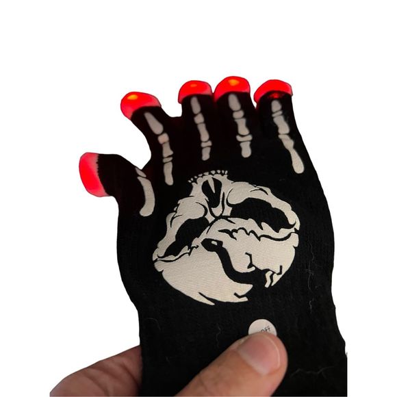Light-Up Skull Gloves Adult One Size Fits Most Replaceable Batteries Case Of 24 - Picture 8 of 13